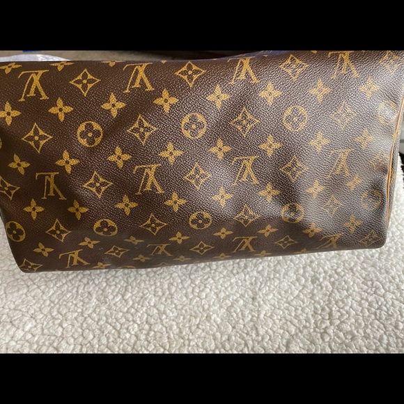 COPY - Louis Vuitton Speedy 35” Handbag - Picture 6 of 11